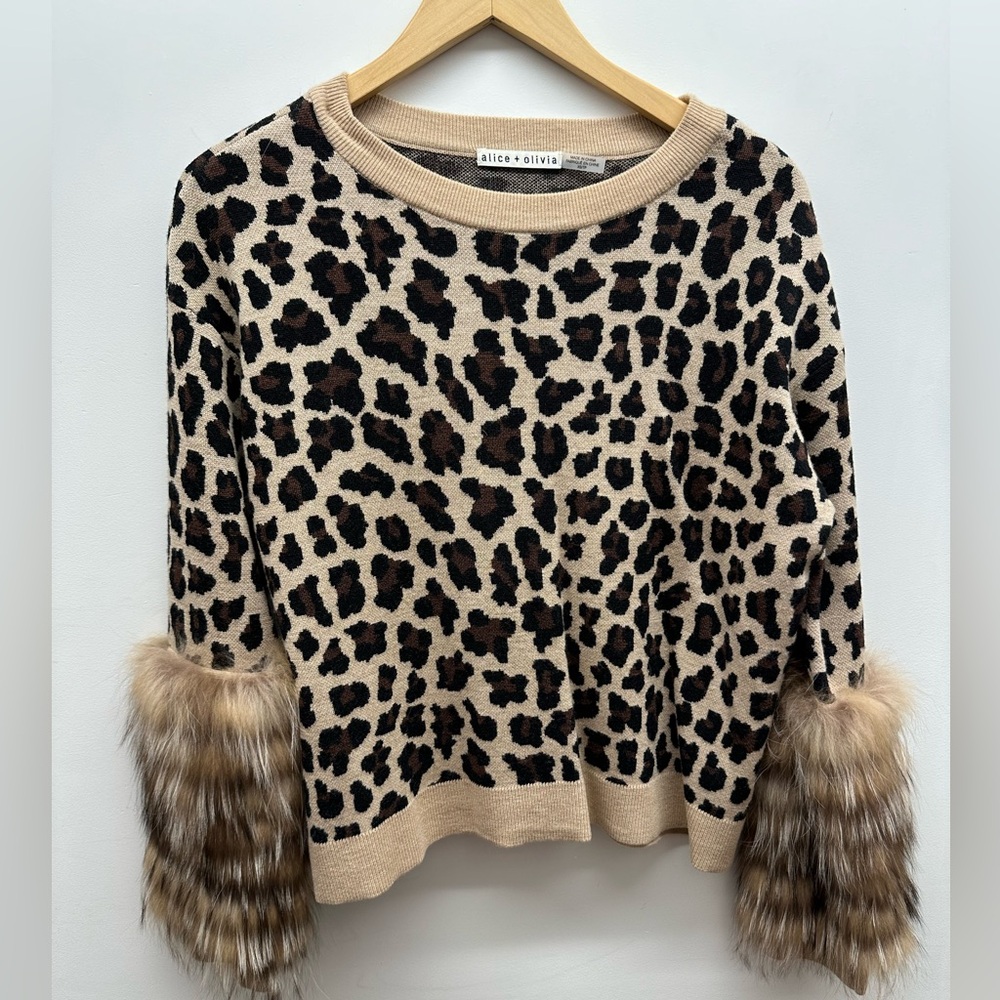 Alice & Olivia leopard print sweater